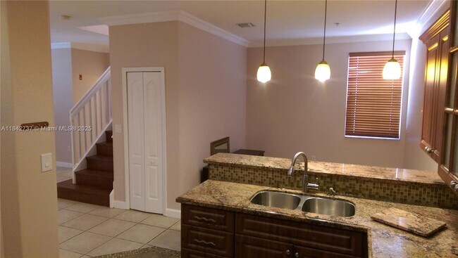 Foto del edificio - 4321 SW 160th Ave