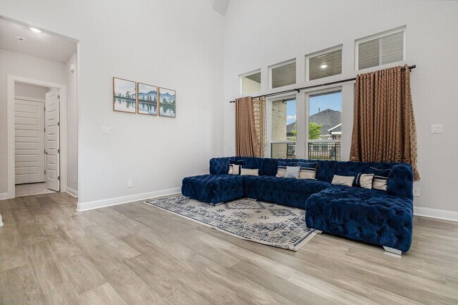 Foto del edificio - 4543 Stone Valley Trl