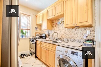 Building Photo - 12 Melvin Ave