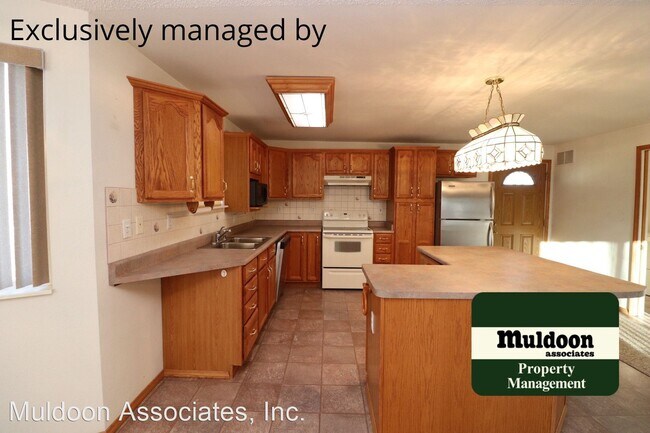 Foto del edificio - 2 br, 1.5 bath House - 1001 Frontier St