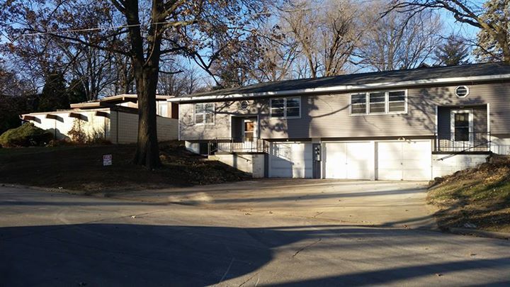 Primary Photo - 935 W 15th St