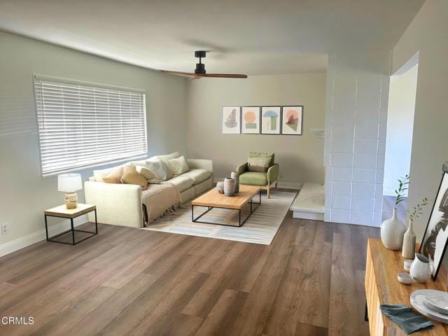 Building Photo - 626 Malat Dr