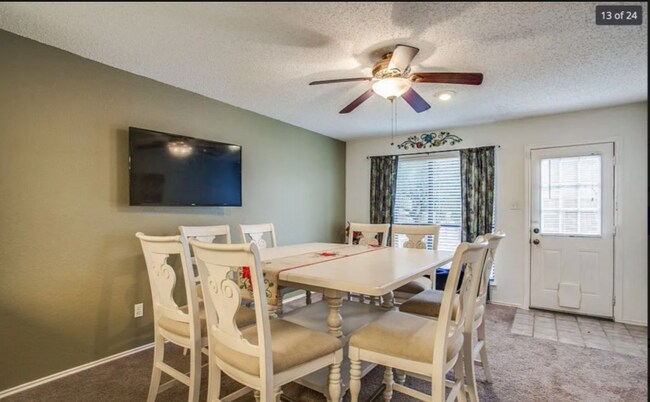 Foto del edificio - 6813 Outland Dr