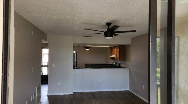 Building Photo - 420 Catamaran Dr