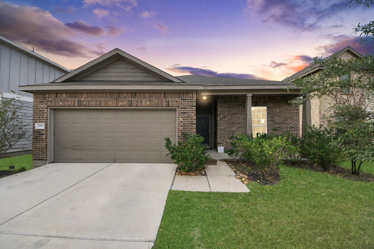 Foto principal - 25827 Kinship Ct