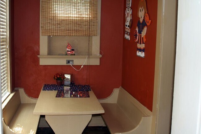 Foto del edificio - 405 Opelika Rd