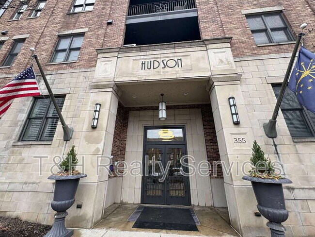 Foto del edificio - 355 E Ohio St