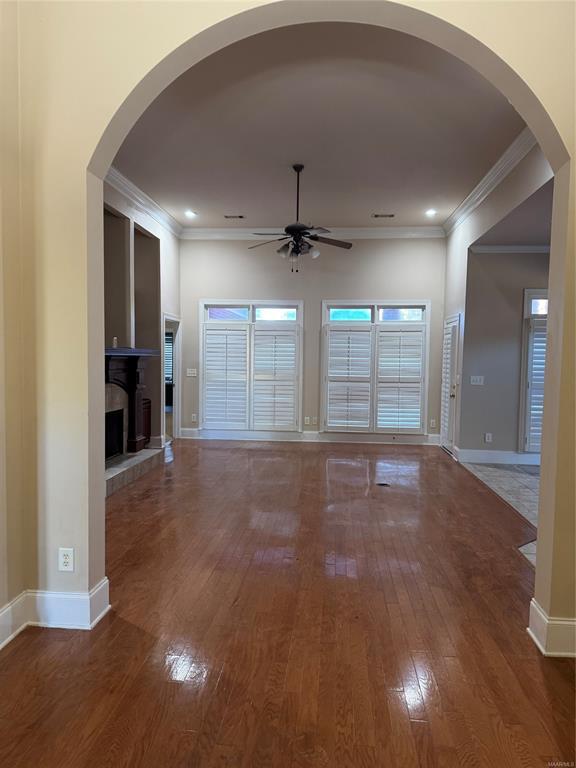 Foto del edificio - 7071 Mid Pines Cir