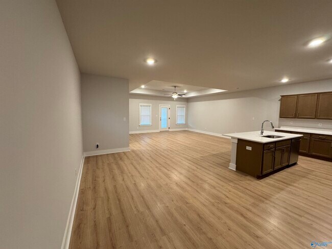 Foto del edificio - 12631 Whitcomb Cir