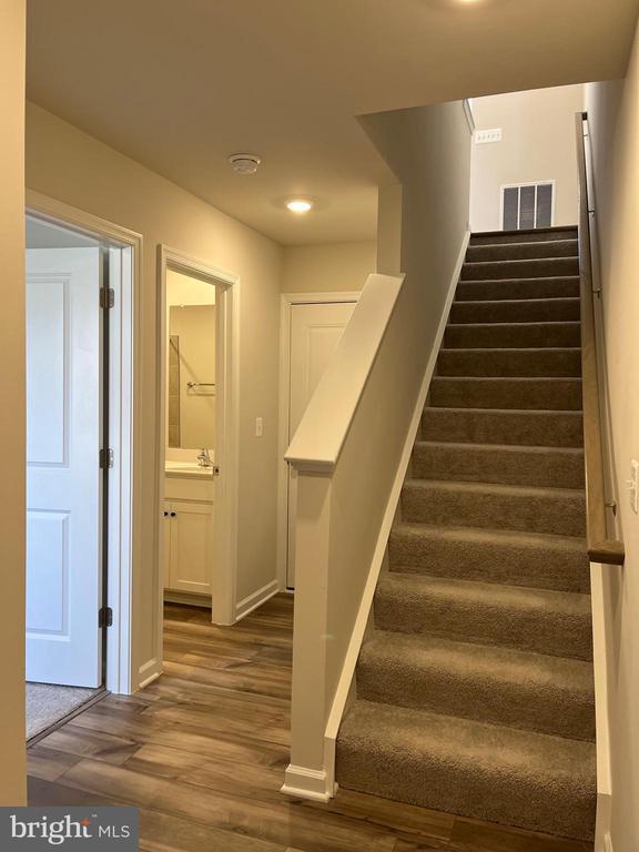 Foto del edificio - 306 Watercourse Dr