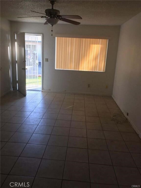 34202 County Line Rd Unit 7, Yucaipa, CA 92399 Room for Rent in