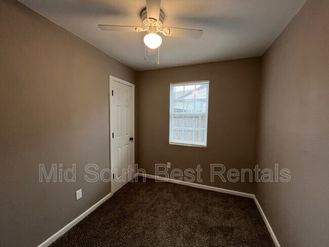 Foto del edificio - 3536 Ashford Rd