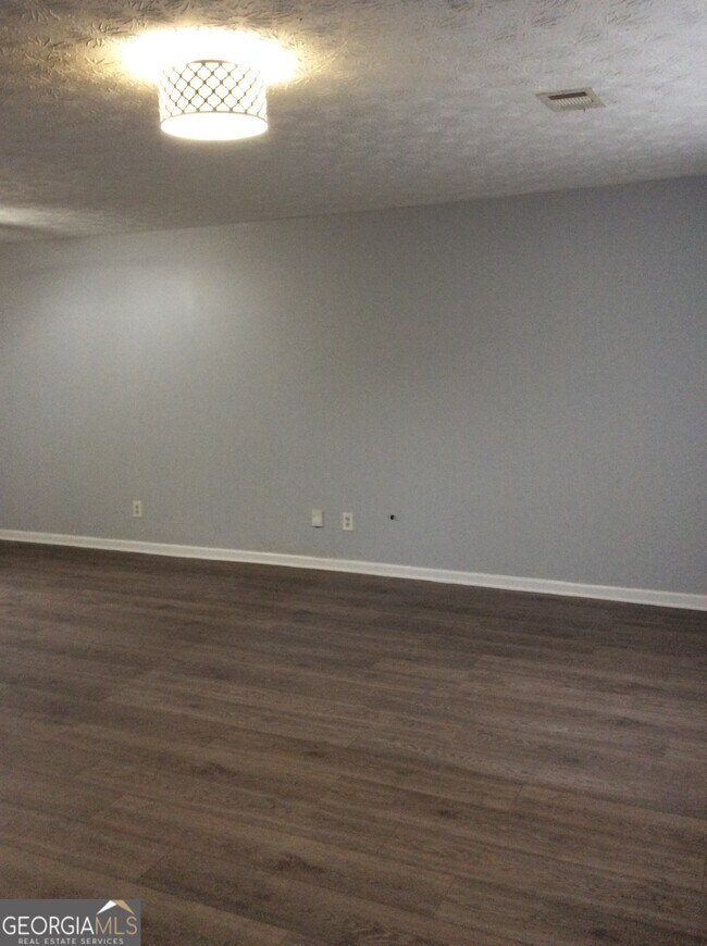 Foto del edificio - 3667 Chimney Ridge Ct