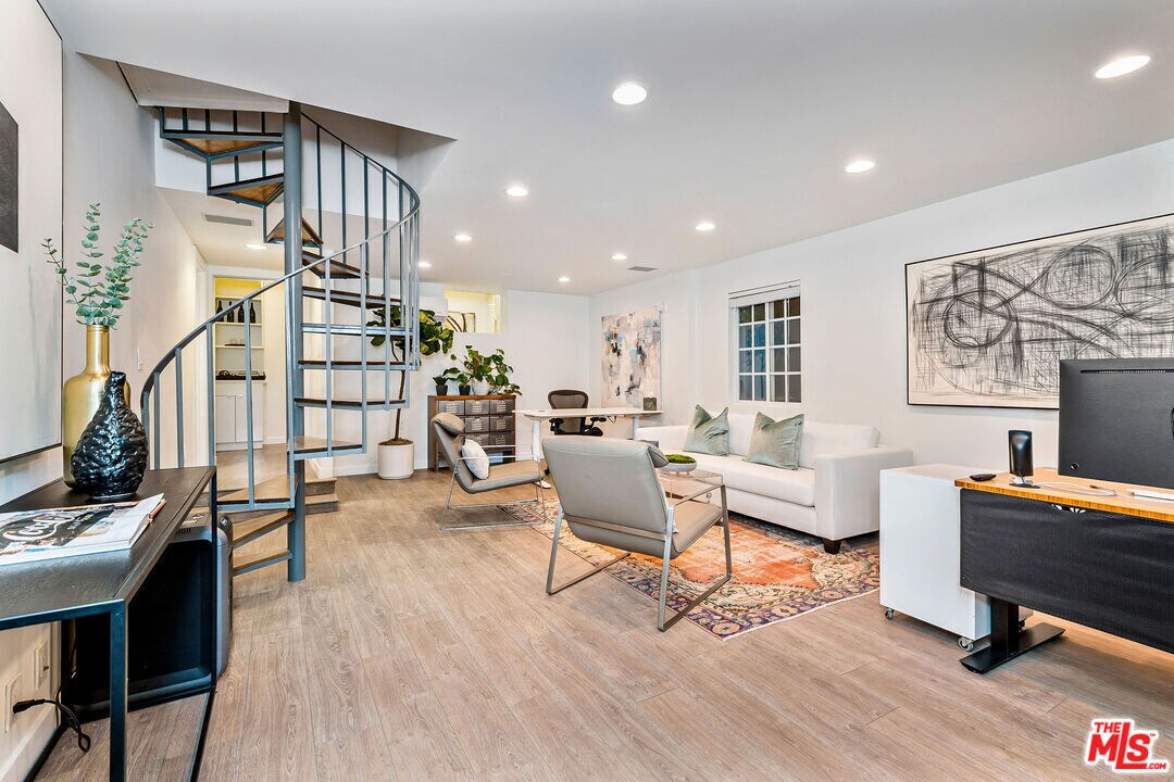 Foto principal - 717 Huntley Dr