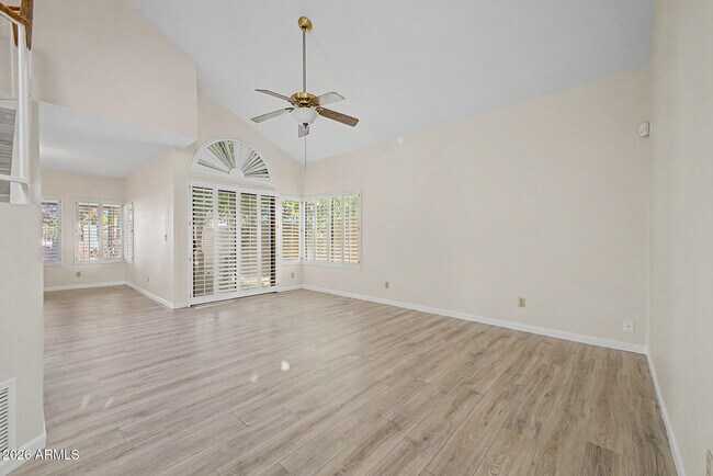 Foto del edificio - 15643 N 50th St