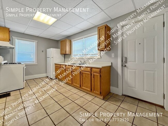 Building Photo - 813 California-