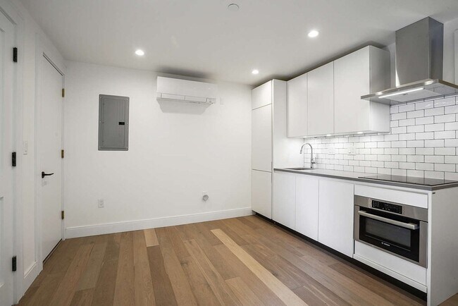 Foto del edificio - 72 Beacon St