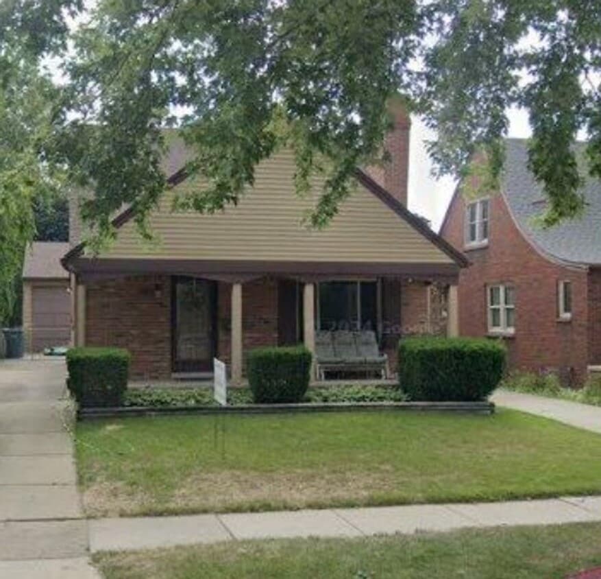 Primary Photo - COMING SOON - Four Bedroom Family House fo...