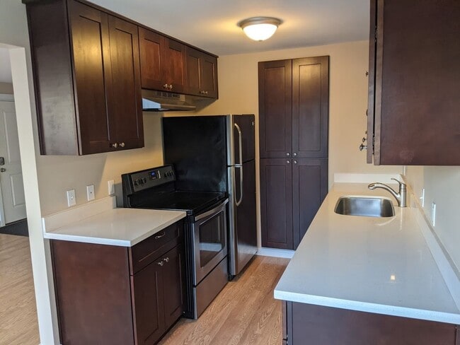 Kacee Apartments Duplex - Kacee Apartments Duplex