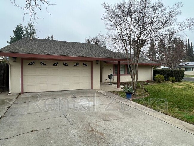 Foto del edificio - 965 Northwood Dr