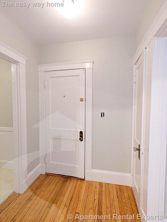 Foto del edificio - 156-158 Summer St Unit #115