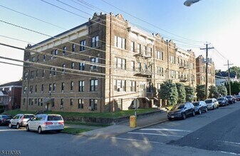 Building Photo - 37 High St