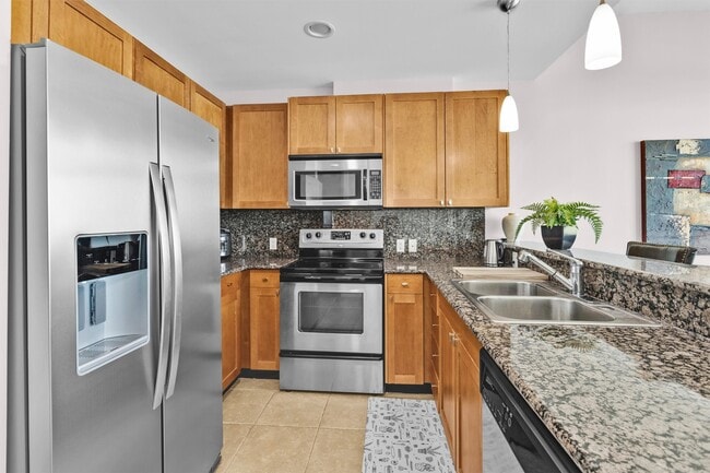 Building Photo - 500 Seawall Blvd