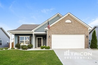 Building Photo - 485 Thunderwood Dr