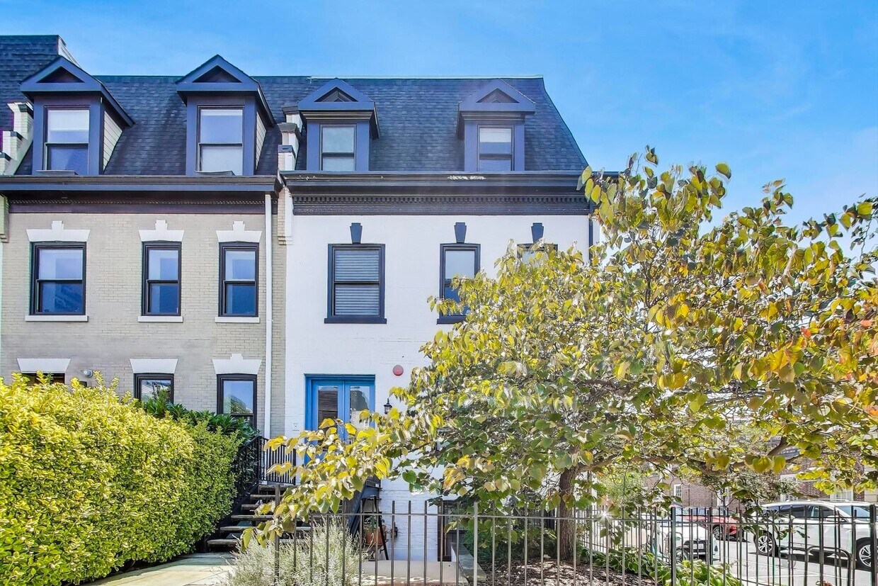 Foto principal - Happy on Harvard! Near New 2 + 2 close to ...
