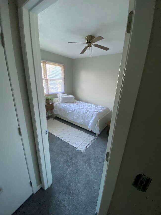 Foto del edificio - 3303 W 18th St