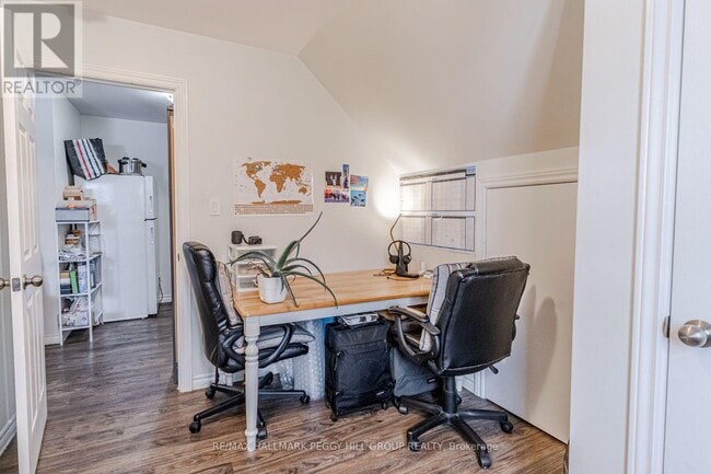 Photo du bâtiment - 42 Toronto St