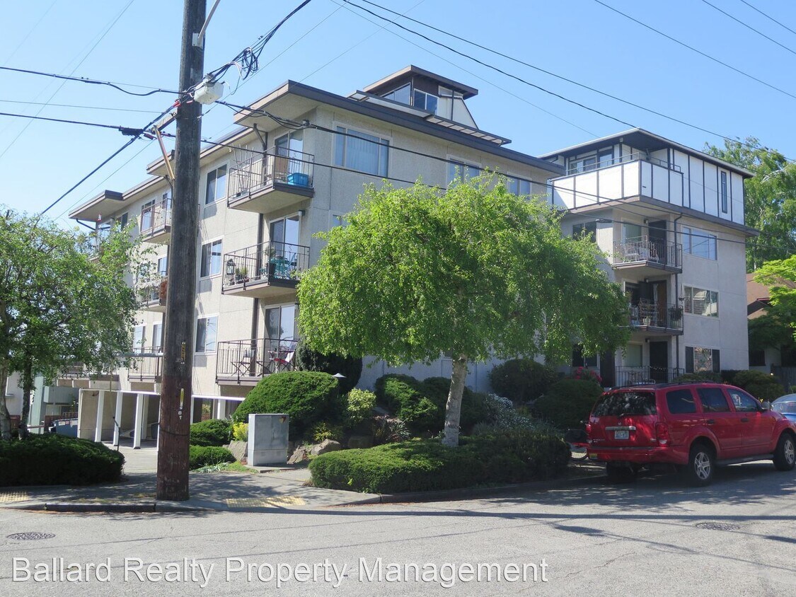 Primary Photo - 2 br, 1 bath House - 4207 Phinney Ave N #204