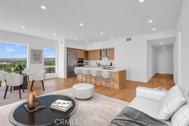 Building Photo - 3614 Rivington