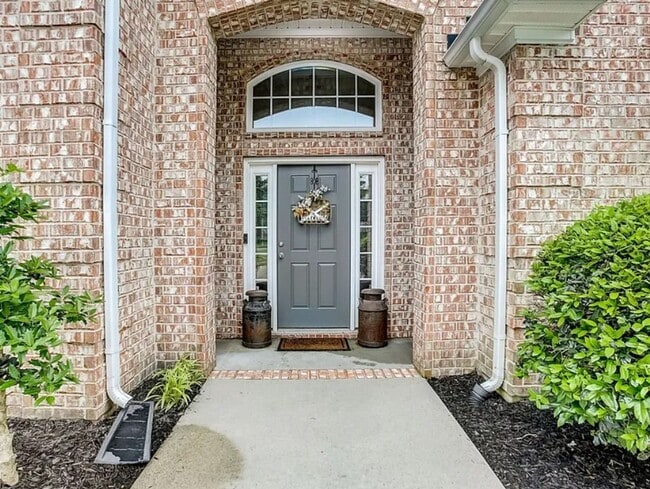 Foto del edificio - Spring Hill Gem! 3BR Home w/ Patio, Fire P...