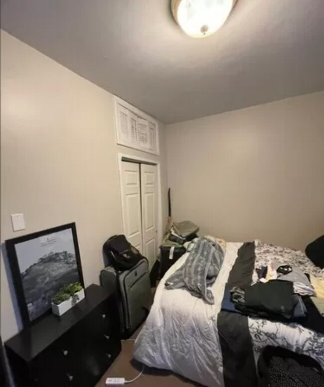 Foto del edificio - 51 Phillips St