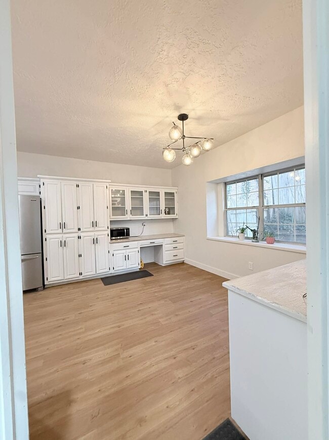 Building Photo - 3705 Windover Dr