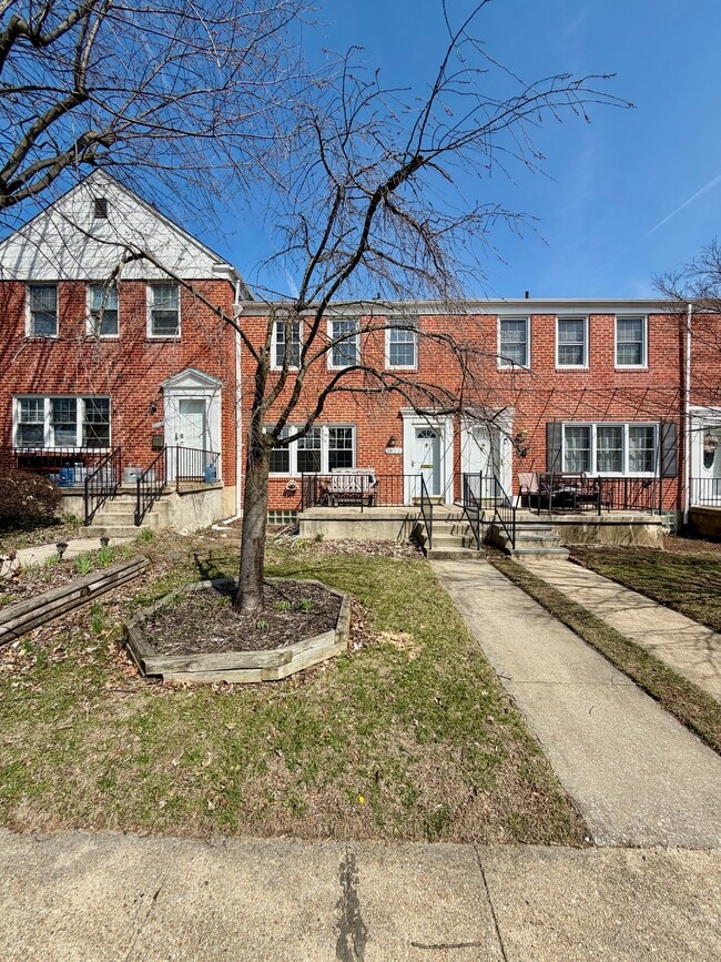 Building Photo - 1602 Glen Keith Blvd