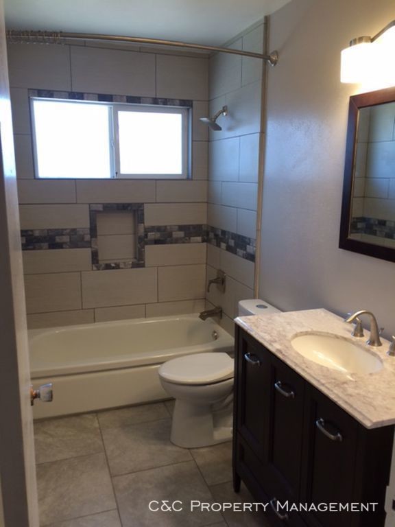 Foto del edificio - 3269 Michael Dr