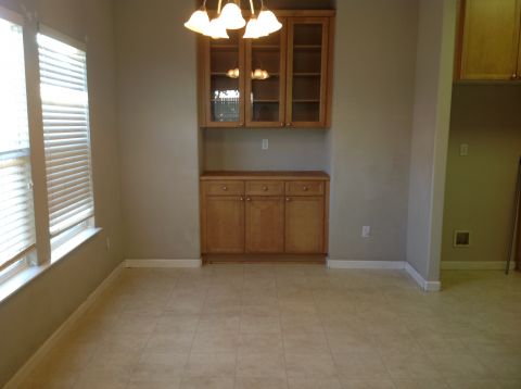 Building Photo - 1707 Cherrywood Way