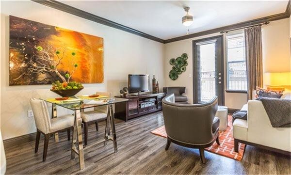 Foto del edificio - 2210 West St S