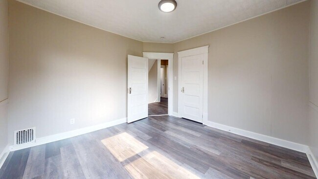 Foto del edificio - 1116 Laird St