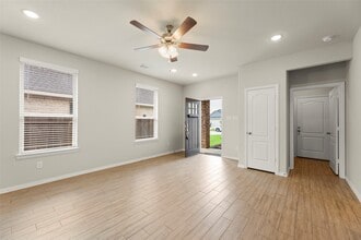 Building Photo - 31322 Conover Dr