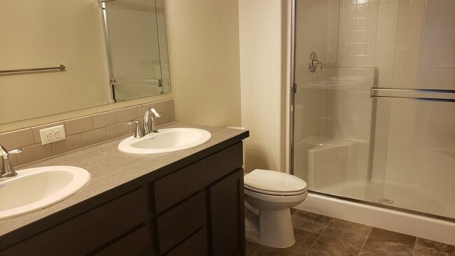 Building Photo - Brand New 3Bedroom Home!