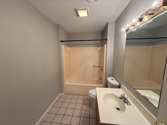 Foto del edificio - 5003 Trace Manor Ln