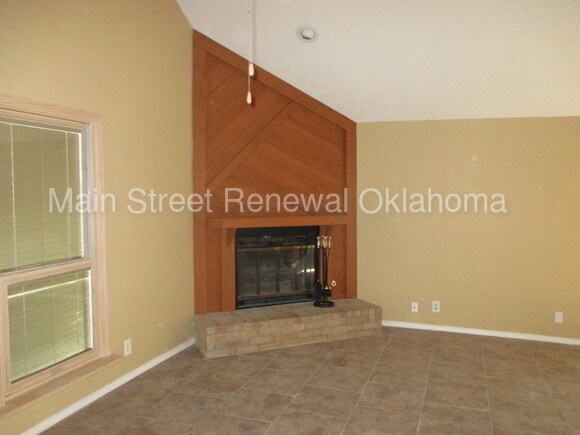 Building Photo - 704 Lapwing Rd