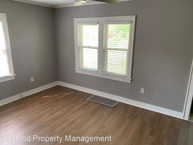 Building Photo - 2 br, 1 bath House - 3650 N Leroy Ave