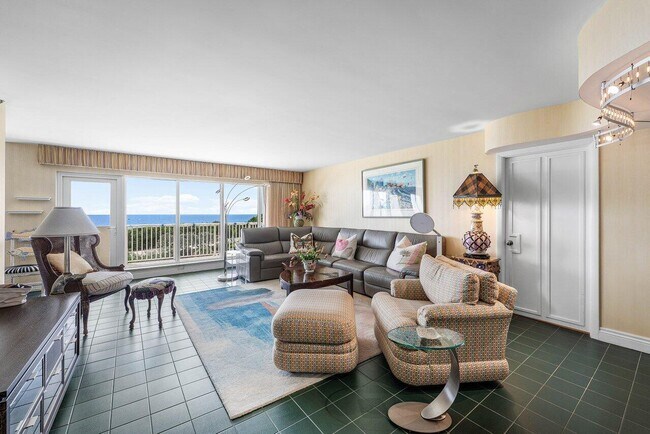 Foto del edificio - 4301 N Ocean Blvd