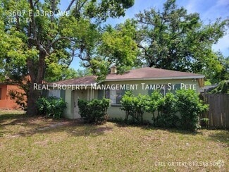 Building Photo - 3607 E 33rd Ave