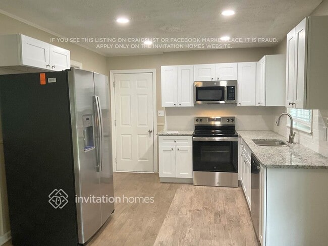 Foto del edificio - 759 Birchwood Ln SW