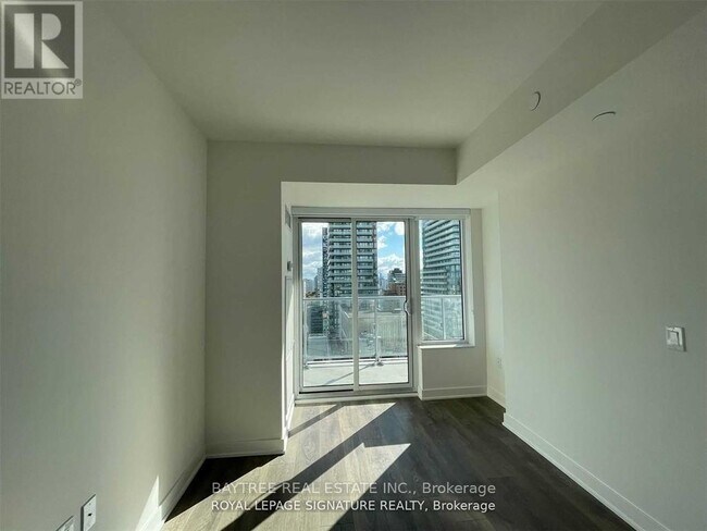 Photo du bâtiment - 195 Redpath Ave